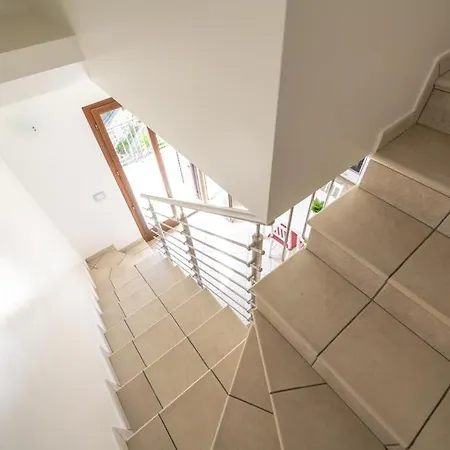 Cerrano Apartment Pineto